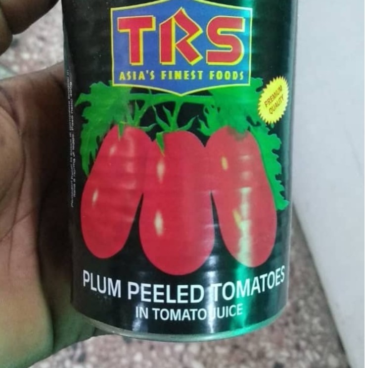 Plum Peeled Tomatoes in Rich Tomato Juice 