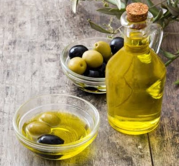 Extra Virgin Olive Oil- Massive Discount on Offer!